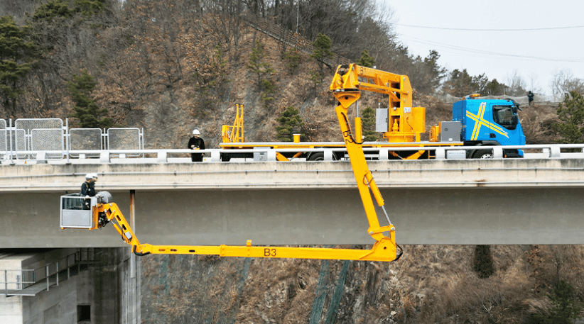 Importir Bridge Inspection Crane di Indonesia